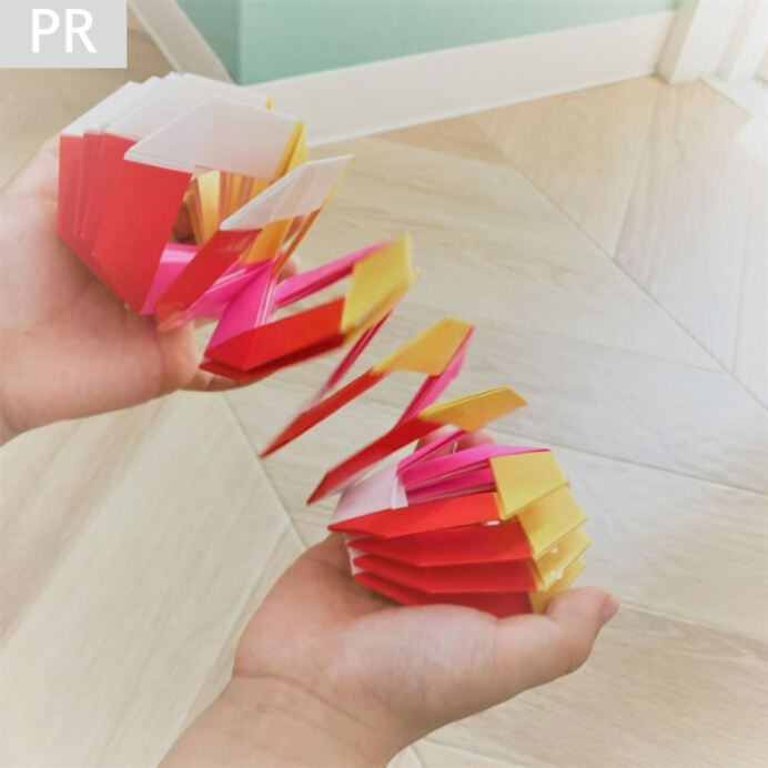 遊べる折り紙おもちゃの作り方18選！簡単で子供が喜ぶコマやスリンキーも